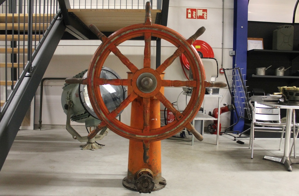 Ship Wheel Compleet